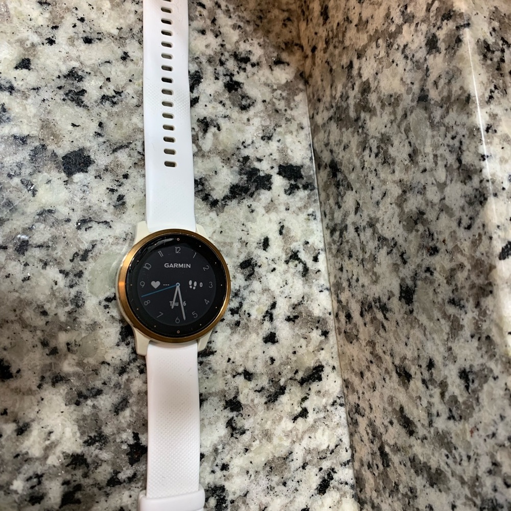 Garmin Vivoactive 4s
